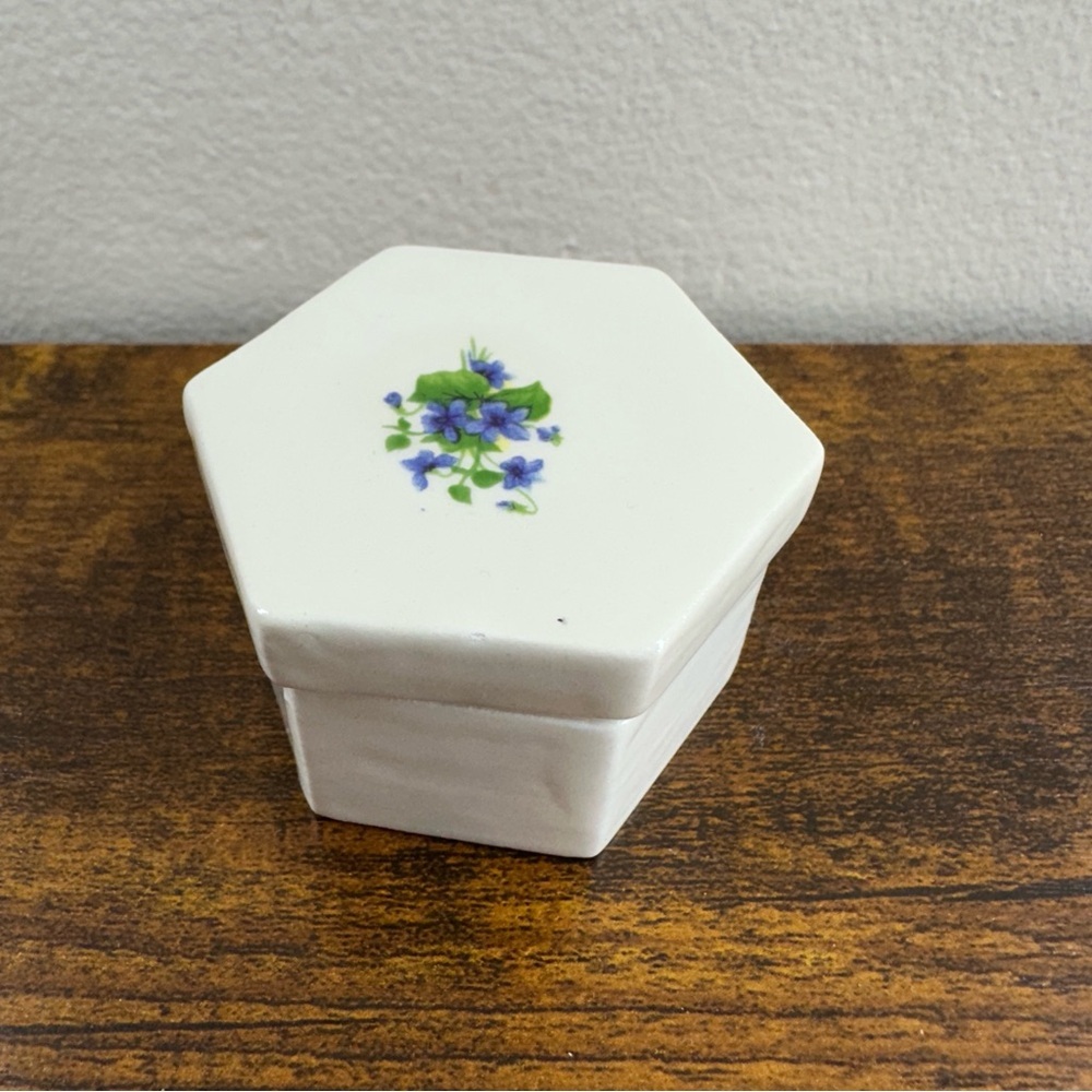 Vintage Franklin Porcelain Forget Me Not Hexagonal Trinket Boxes Floral Design